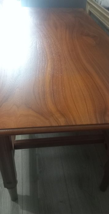 Masa din lemn masiv veche preț negociabil