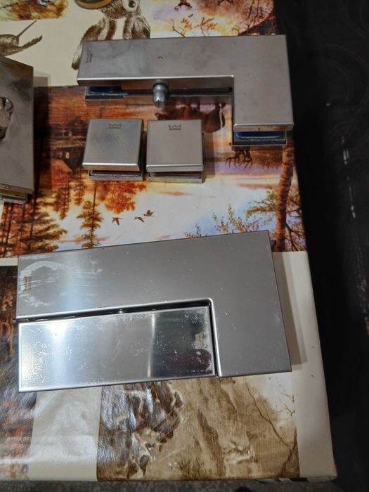 Панти и подови автомати Dorma – За стъклени и алуминиеви врати