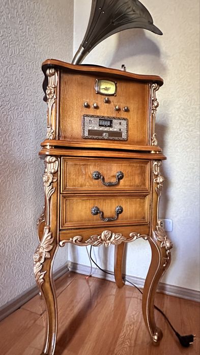 Продам новый граммофон (патефон) колонка