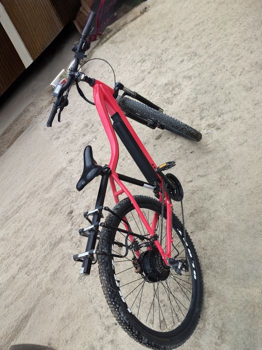 Vând bicicleta electrică (URGENT)