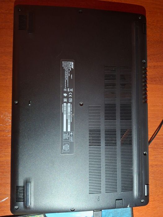 Ноутбук Acer (4/512 ГБ)