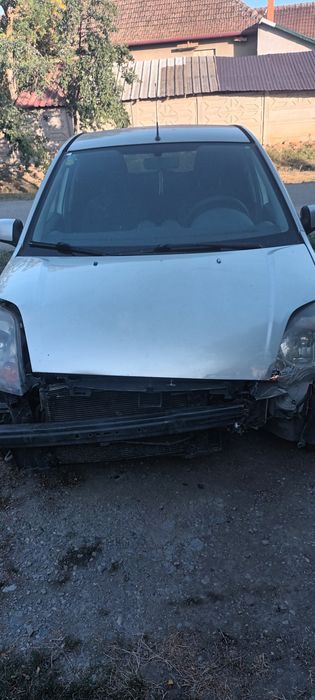 FORD Fiesta 2006 — imagine 2