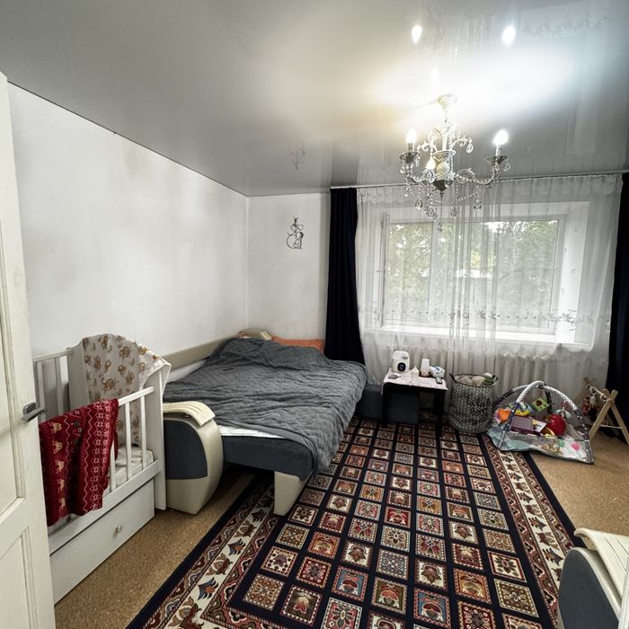Продам 2 комн рвйон. Уют  3/5  63 м.кв