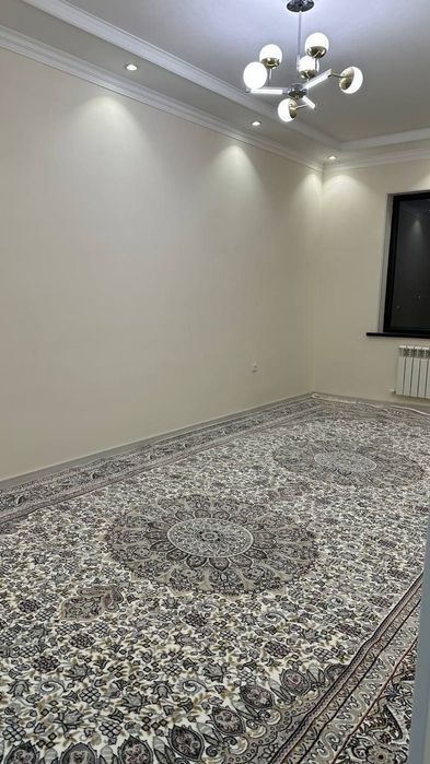 O'rikzor Bozor oldida yangi uy