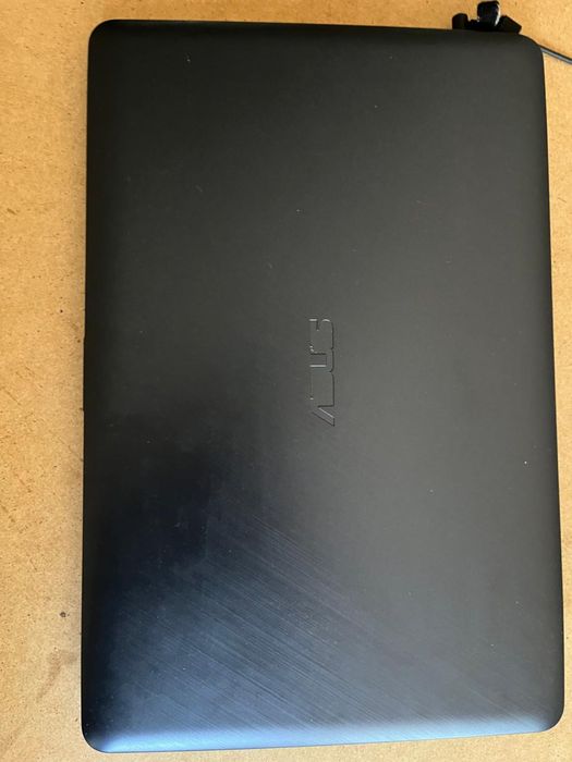 Ноутбук ASUS X540U