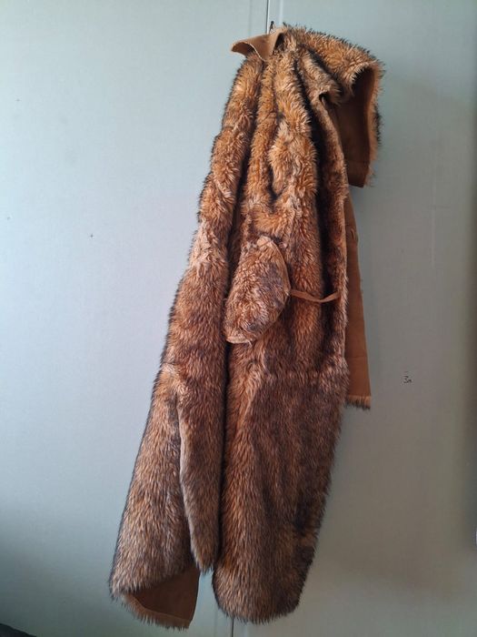 Продам женскую шубу