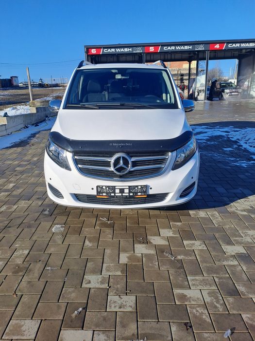 Vând mercedes vito 9 locuri  Cutie automata Motor 2.0 .136cp