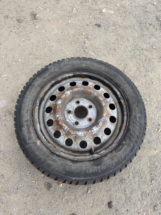 Продам резину откатали только 1 сезон