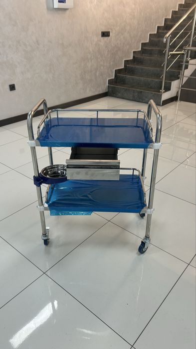 Медицинская тележка / Стол манипуляционный /Столик инструментальный