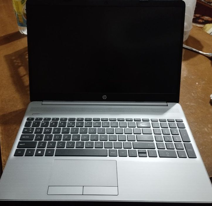 Hp noutbuk rayzn 5