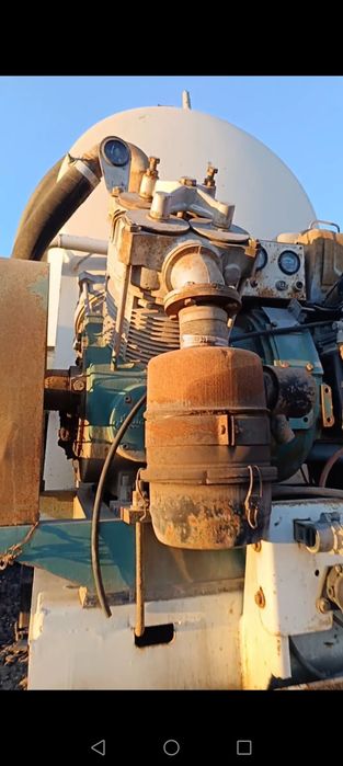 Продам компрессор цементовоза в отличном состоянии