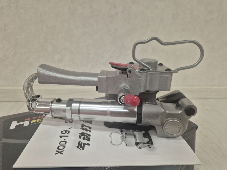 Упаковочная Пневматический обвязочный инструмент...