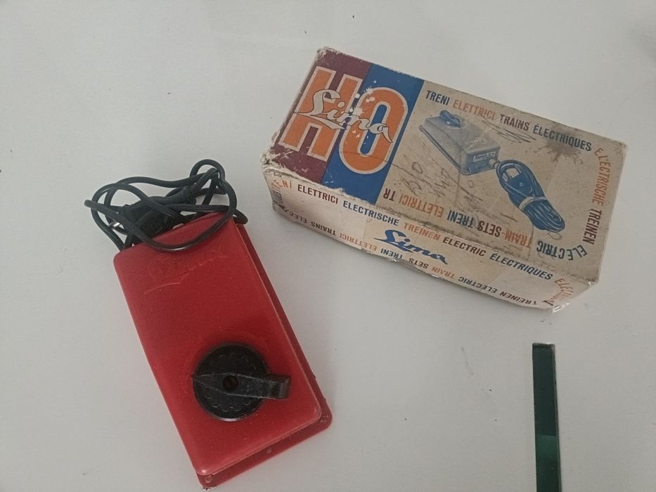 Machetă accesorii Trenulet electric ,  Pod, căsuțe ,  Trecere calea