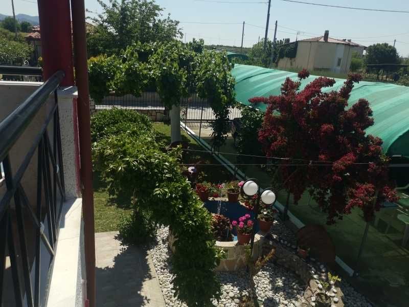 Къща на два етажа в Паралия Каряни