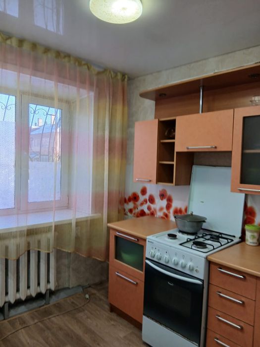 Сдам 1 комн на акку