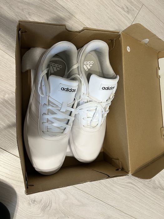 Adidasi 41 impecabili