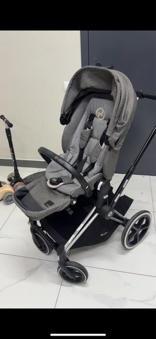 Продам коляску за 110000
