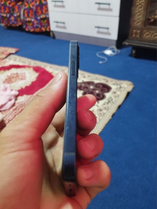 Iphone 12 mini srochna sotiladi.