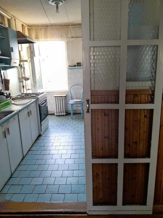 De vanzare apartament cu trei camere in Rodnei