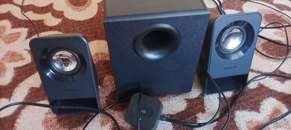 Тонколони субуфер 2:1 Logitech z213 .14m