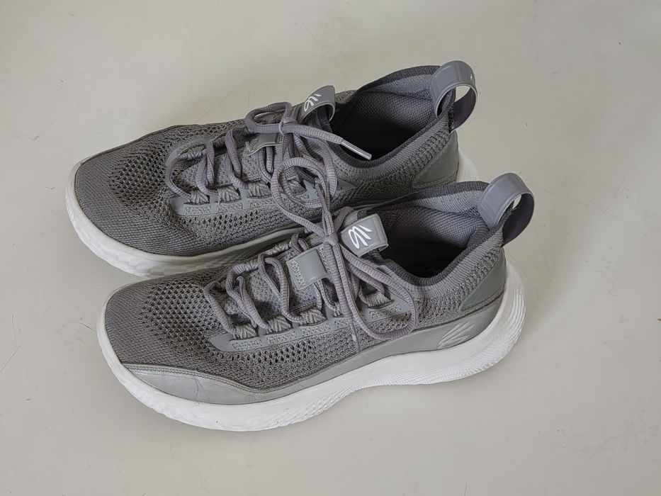 Adidasi Under Armour Curry Flow 8 marimea 40.5