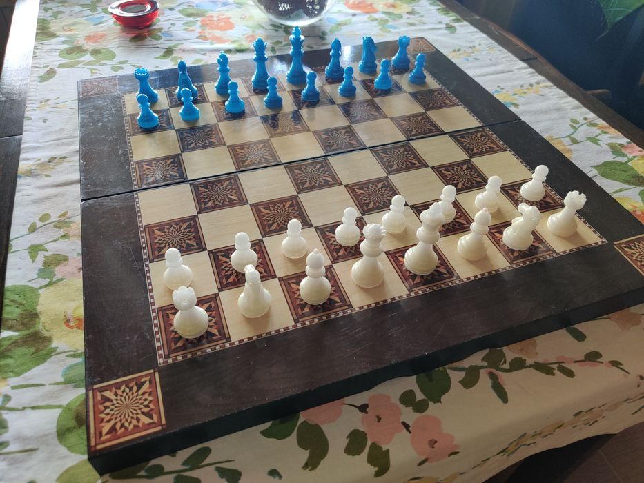 Set piese de șah din rășină epoxi