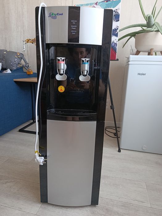 Диспенсер для воды