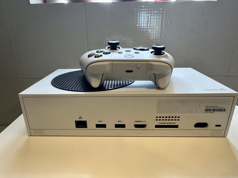 XBOX series S (absolut nou)