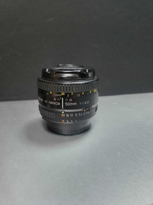 Фотоапарат Nikon D 600 тяло с обектив Nikon 50/1.8  D