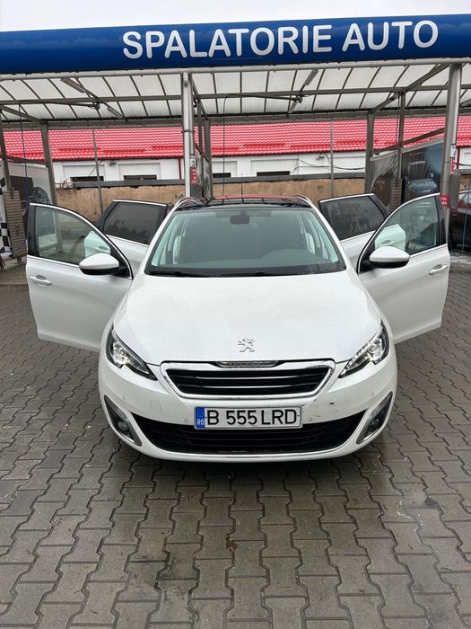 Peugeot 308 SW 1.6 HDi, alb perlat, revizii la zi