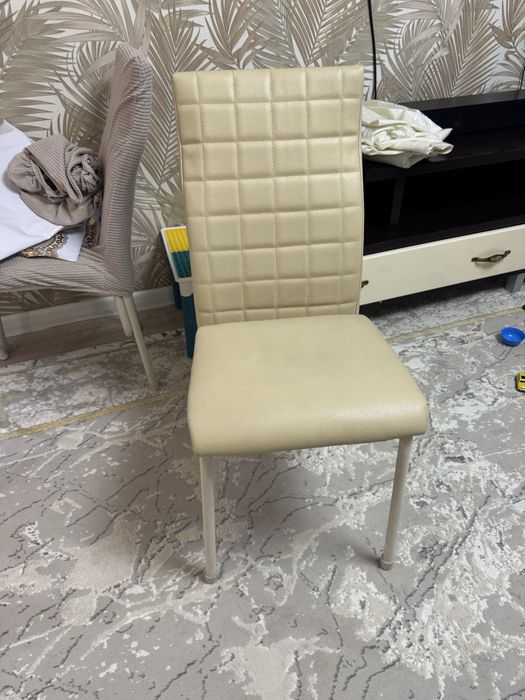Продам стол со стульями