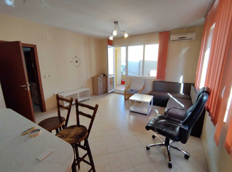 Продава се Двустаен апартамент в Варна, Център - 67 кв.м за 1667 €/кв.м - Снимка #3