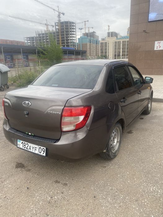 Срочно продаю машину