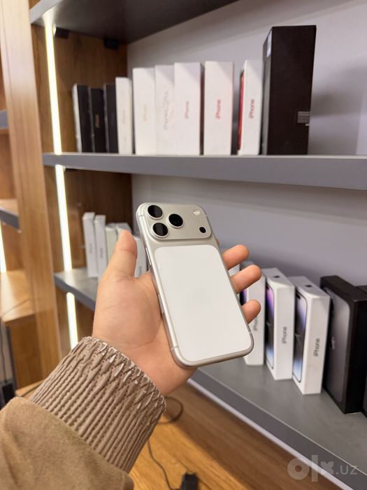 Iphone 17 pro Karopkali
