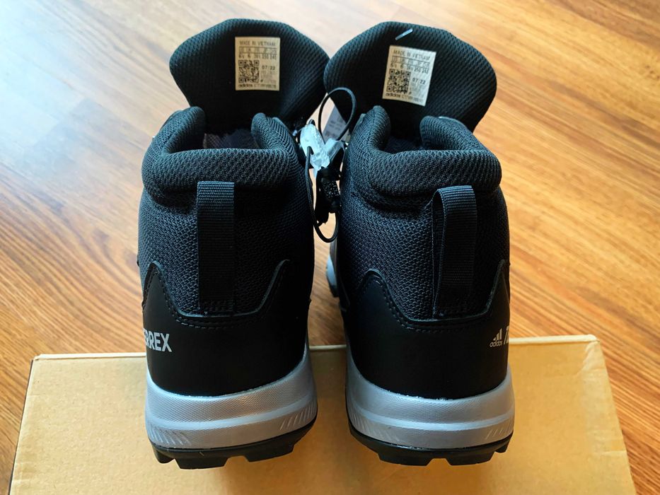 Ghete ADIDAS TERREX MID GTX K_Membrana GORETEX_Noi_Marime 39 / 24 cm