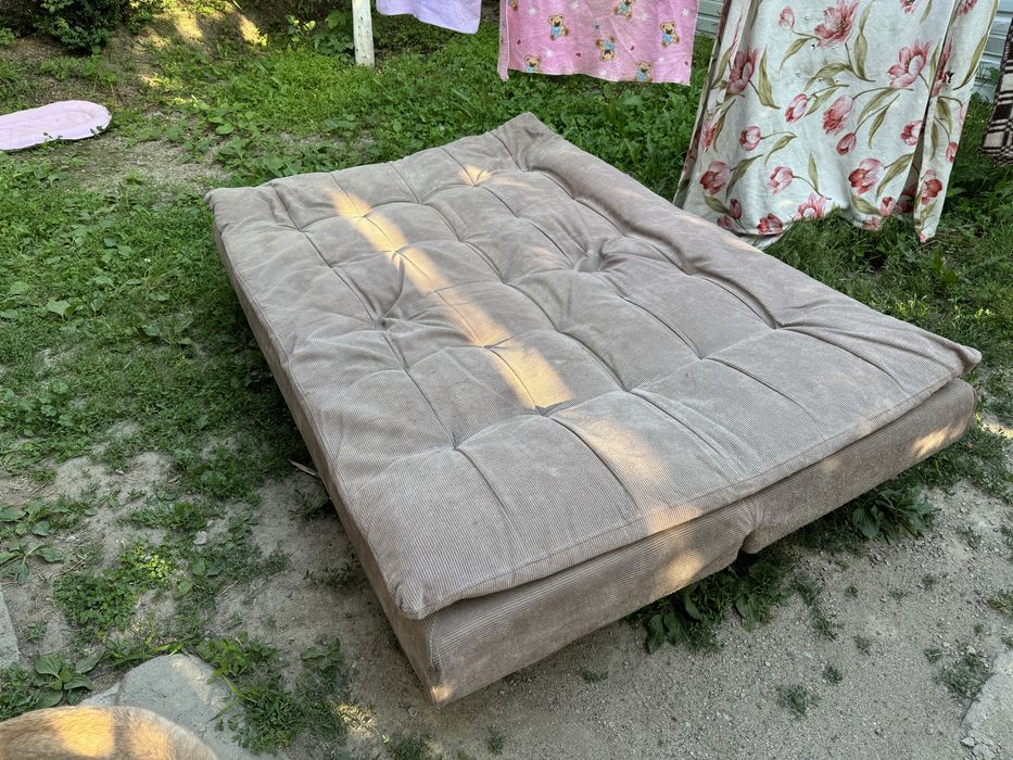 Продам диван с креслами