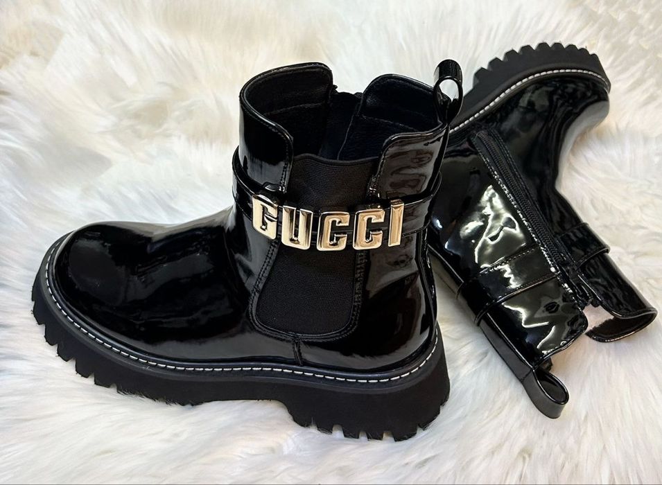 Ghete de dama imblanite, lacuite