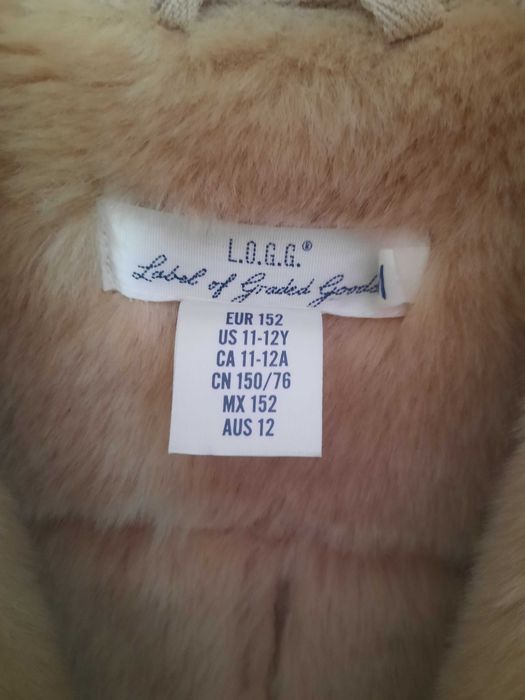 Дрешки в различен размер. Дебело зимно яке Mayoral-продадено и други