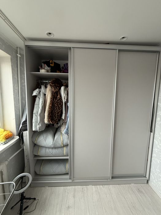 КУПЕШКАФ серый цвет