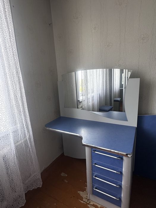 Продам спальный гарнитур