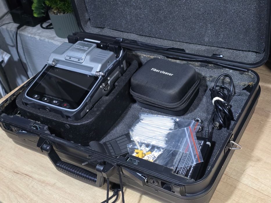 Aparat de sudură fibră optică Optical Fiber Fusion SPlicer Ai-7c FFTH