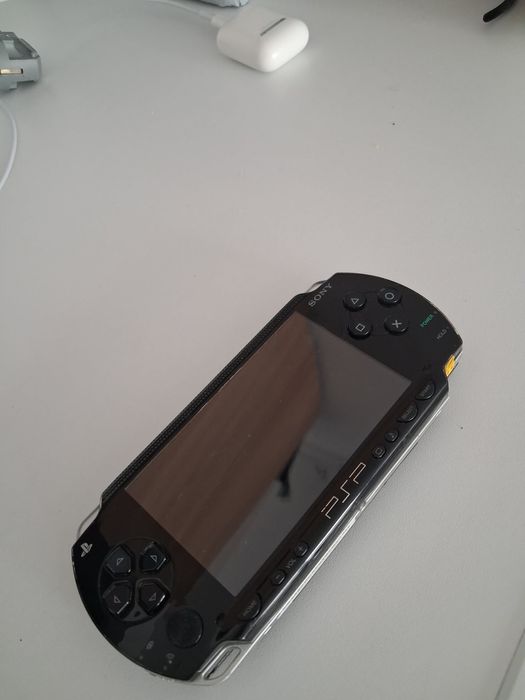 Consola portabila PSP modat