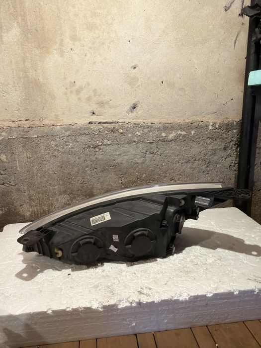 Фар за Ford Focus