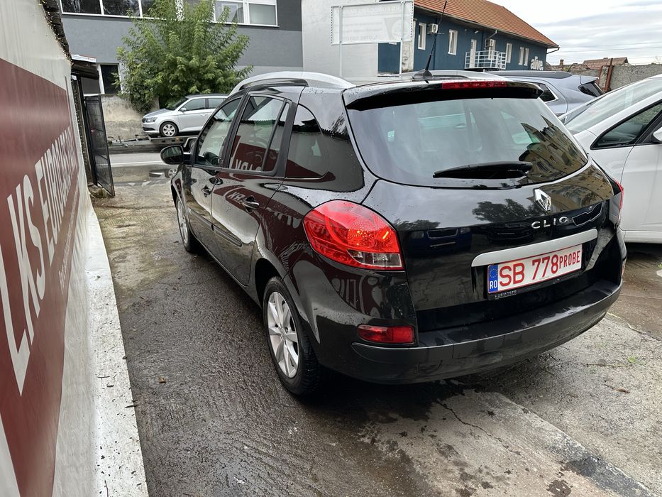 Renault Clio, 2011, 1.2 benzină, Navi, Climatronic, Editie aniversară