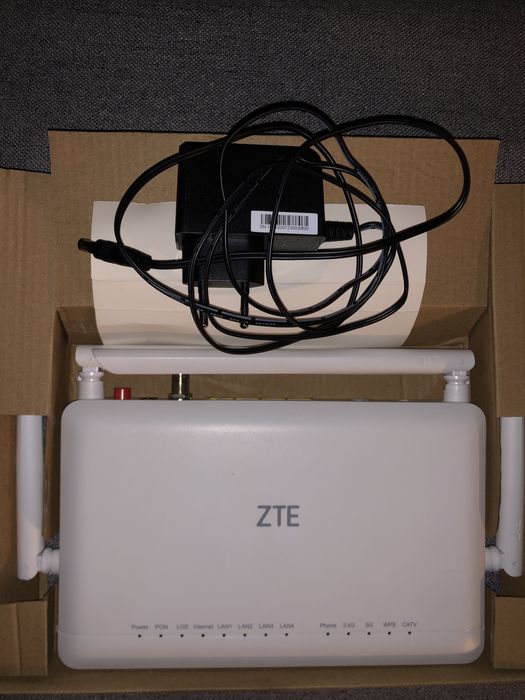 Router ZTE ZXHN F6600R – Wi‑Fi 6, Dual‑Band, 4 porturi Gigabit
