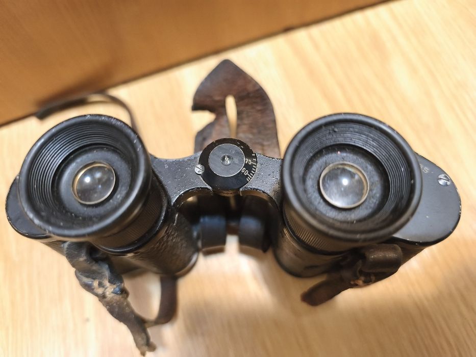 Binoclu vechi Colmon Paris Mima 8x25 cu husa originala din piele