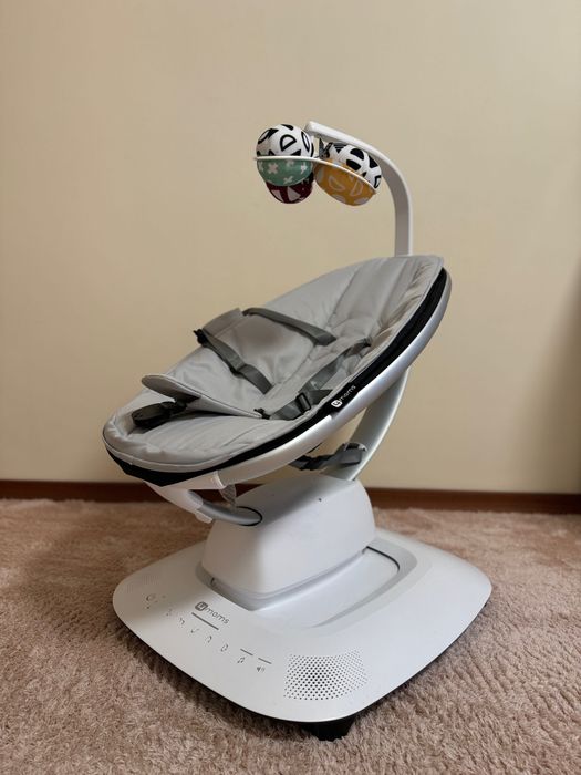 Електрическа бебешка люлка mamaRoo 5.0