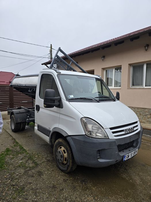 Vând Iveco Dailey basculabil pe 3 părți