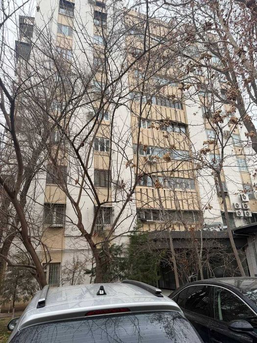 Продается  на Ц 1 экопарк .  4  комнатная лучшая цена