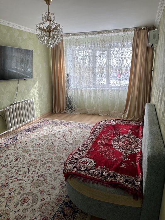 Продам 4 комнатную квартиру